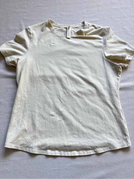 SKIMS Tops - SKIMS Cotton Jersey Short Sleeve T-Shirt Beige 2X